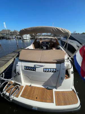 Polyester Sloop Corsiva 650 tender Photo 4