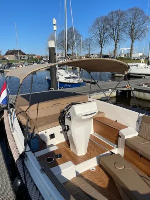 Polyester Sloop Corsiva 650 tender Photo 17