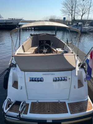 Polyester Sloop Corsiva 650 tender Photo 18