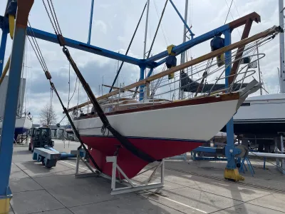 Polyester Sailboat Trintella 1A Photo 8