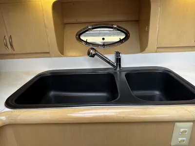 Polyester Motorboat President 425 Photo 19