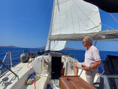 Polyester Sailboat Cobra 33 Photo 18