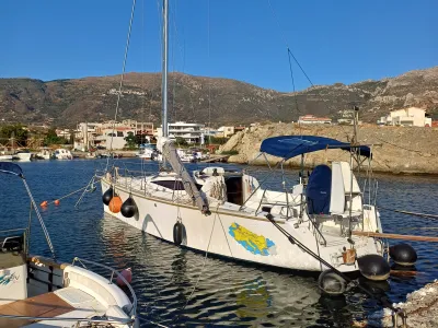 Polyester Sailboat Cobra 33 Photo 20