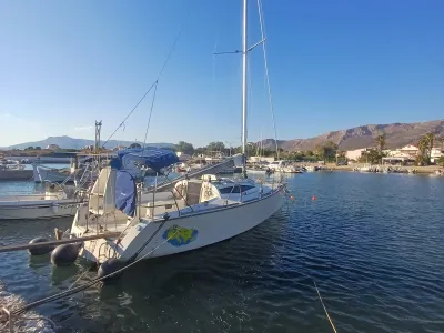 Polyester Sailboat Cobra 33 Photo 21