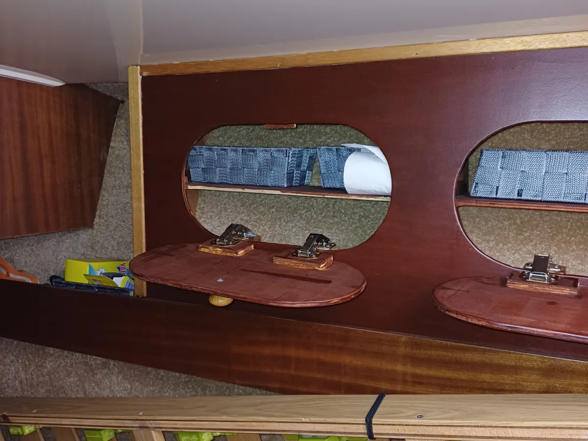 Polyester Sailboat Cobra 33