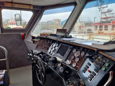 Aluminium Arbeitsboot Crew Tender Catamaran Foto 5