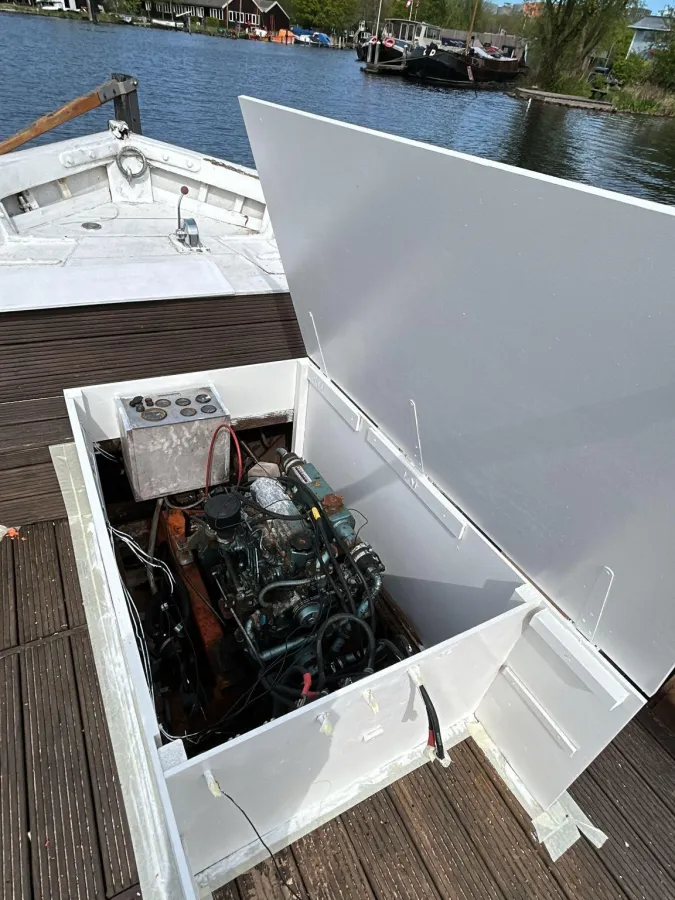 Holz Sloep Rettungsboot 1000