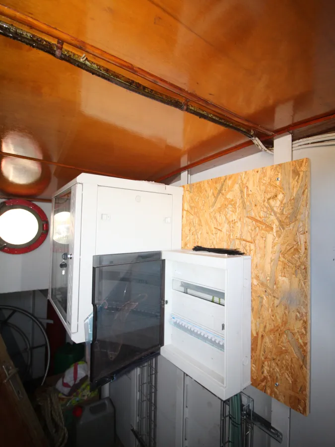 Steel Houseboat Chantier de Thuin Freycinet