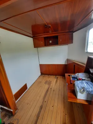 Steel Houseboat Chantier de Thuin Freycinet Photo 10