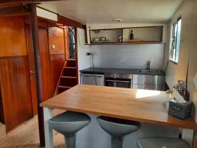 Steel Houseboat Chantier de Thuin Freycinet Photo 15