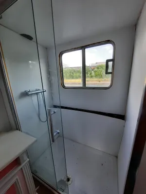 Steel Houseboat Chantier de Thuin Freycinet Photo 29