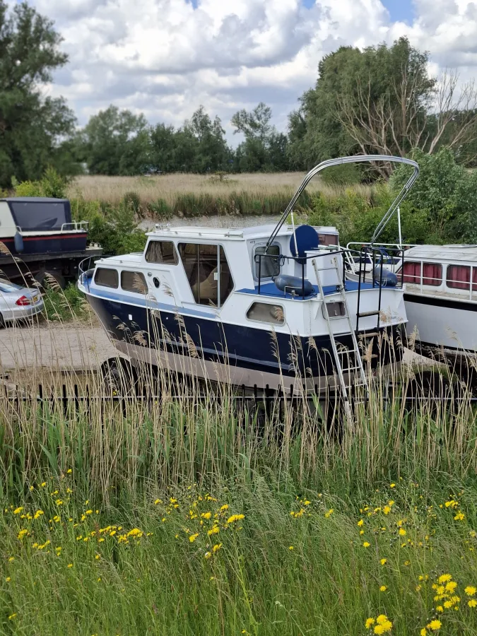 Staal Motorboot Motorkruiser 850