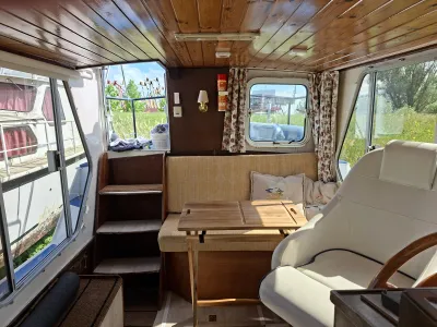 Steel Motorboat Motor cruiser 850 Photo 5