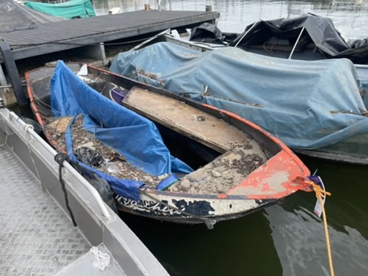 Steel Budgetboat Vlet 350