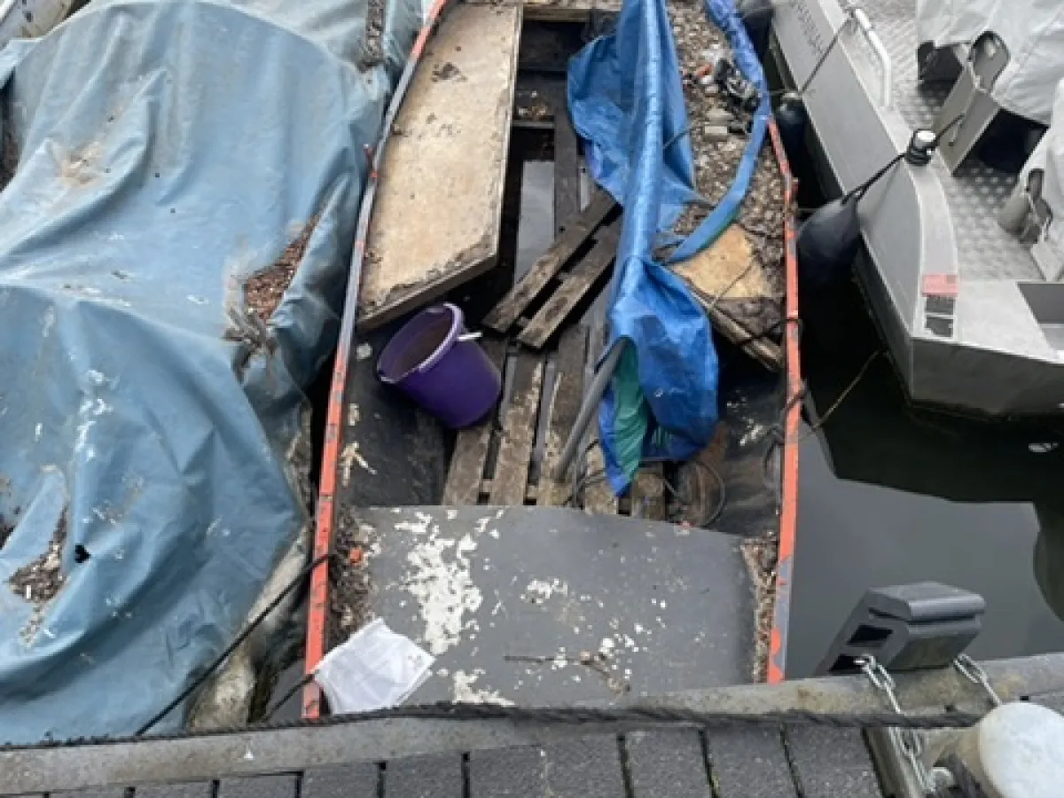 Steel Budgetboat Vlet 350