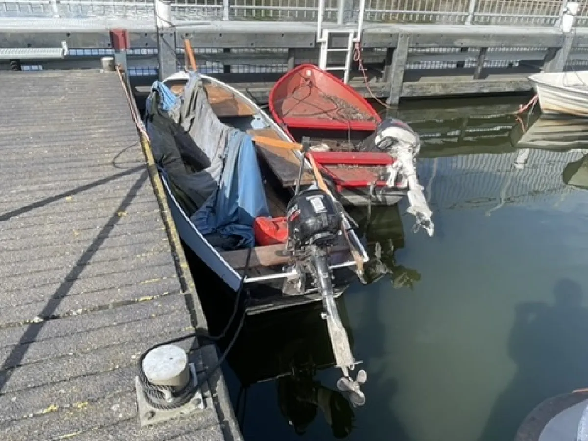 Steel Budgetboat Vlet 420
