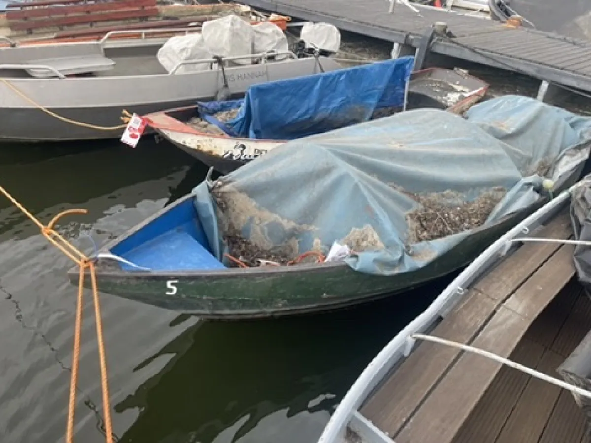Steel Budgetboat Punter 400