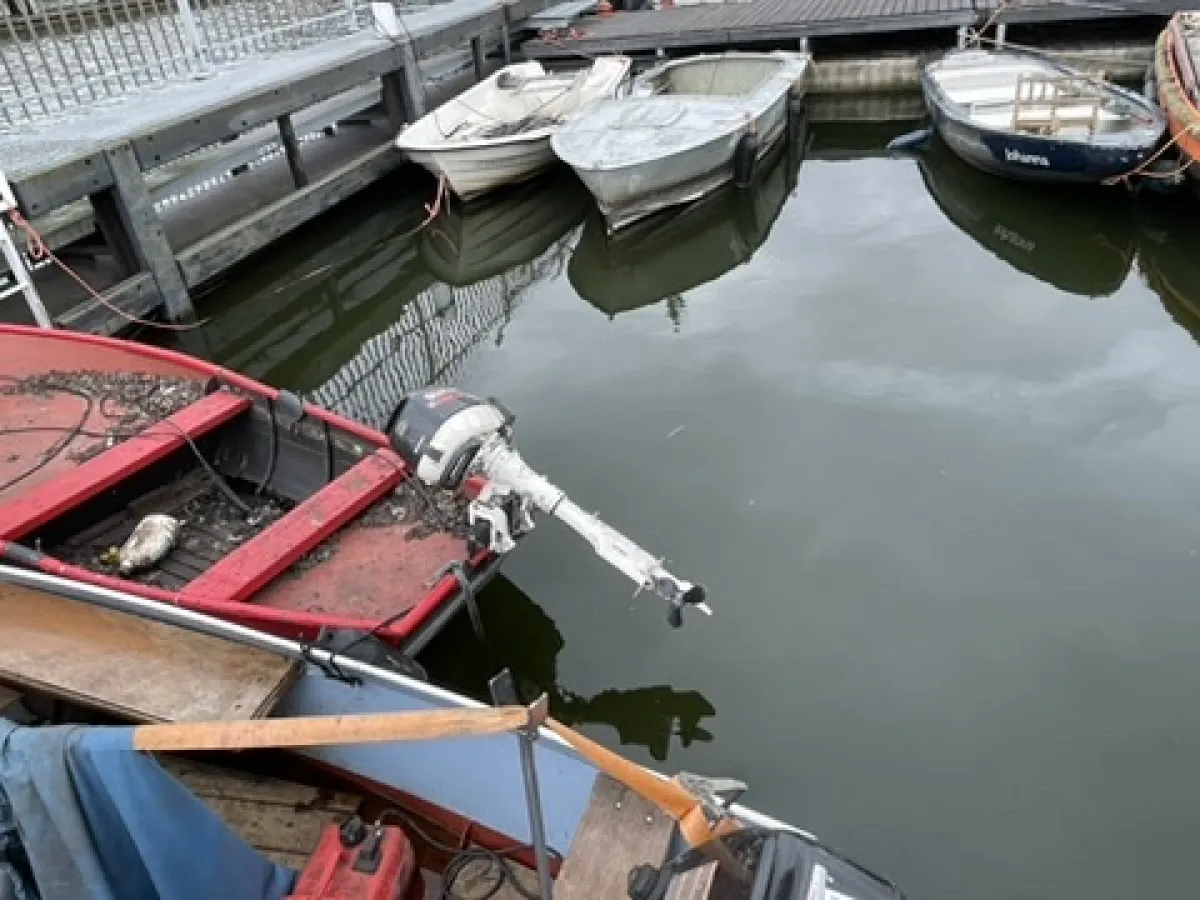 Steel Budgetboat Vlet 250