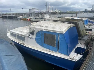 Steel Budgetboat Cabin boat 700 Photo 1