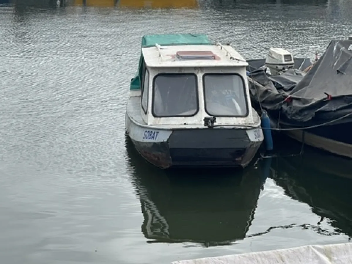 Steel Budgetboat Kajuitvlet 450