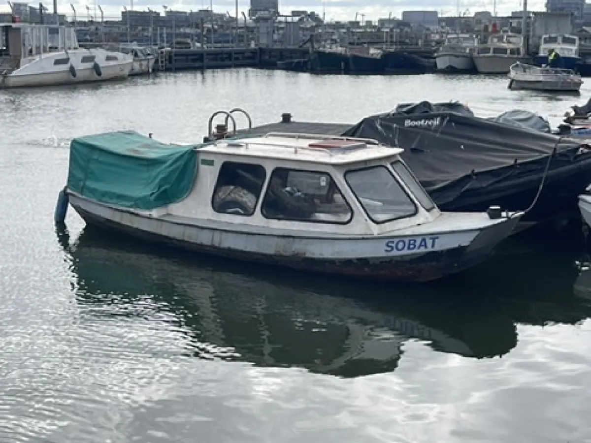Steel Budgetboat Kajuitvlet 450