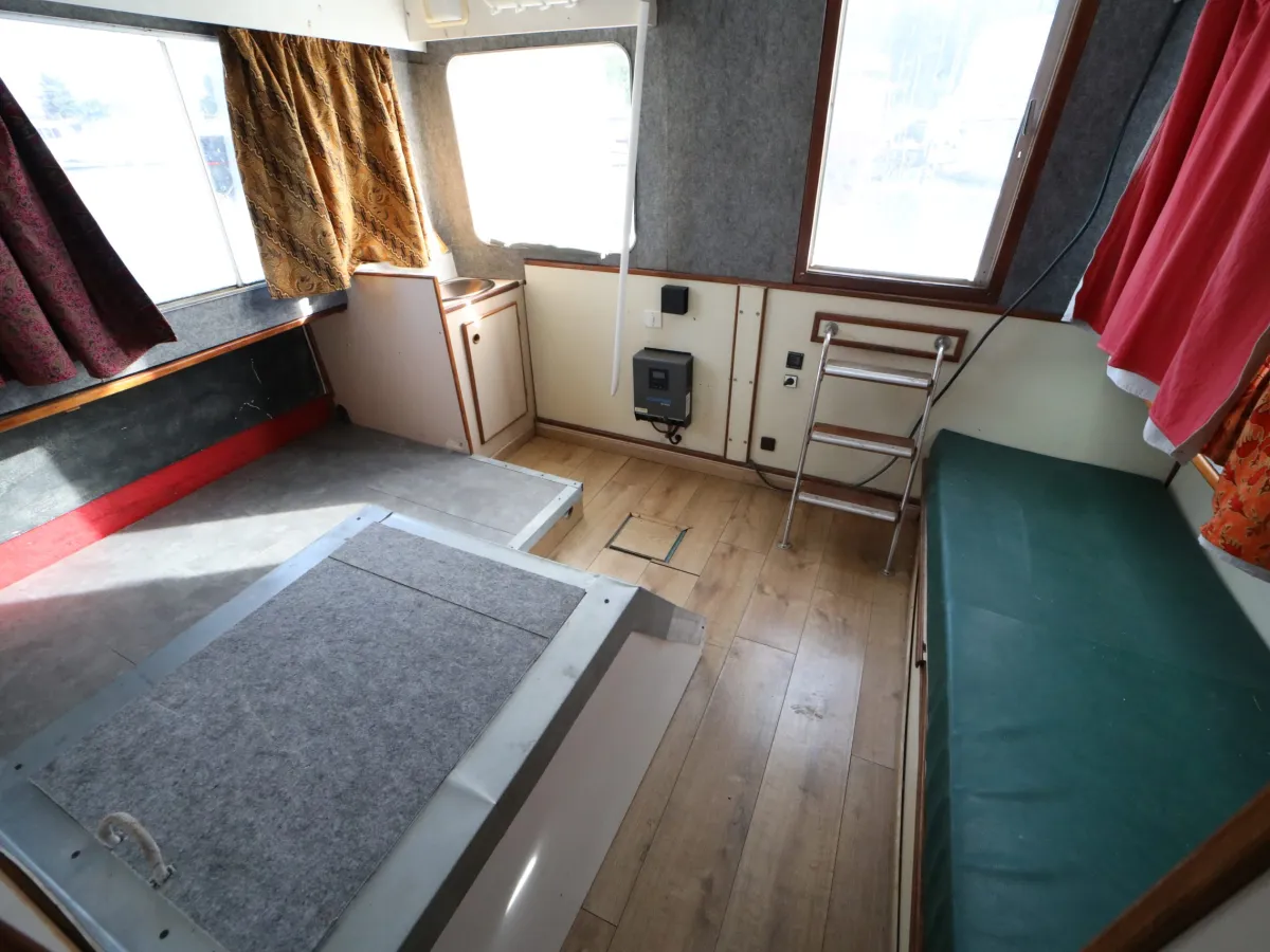 Polyester Péniche Jeanneau Eau Claire 1130