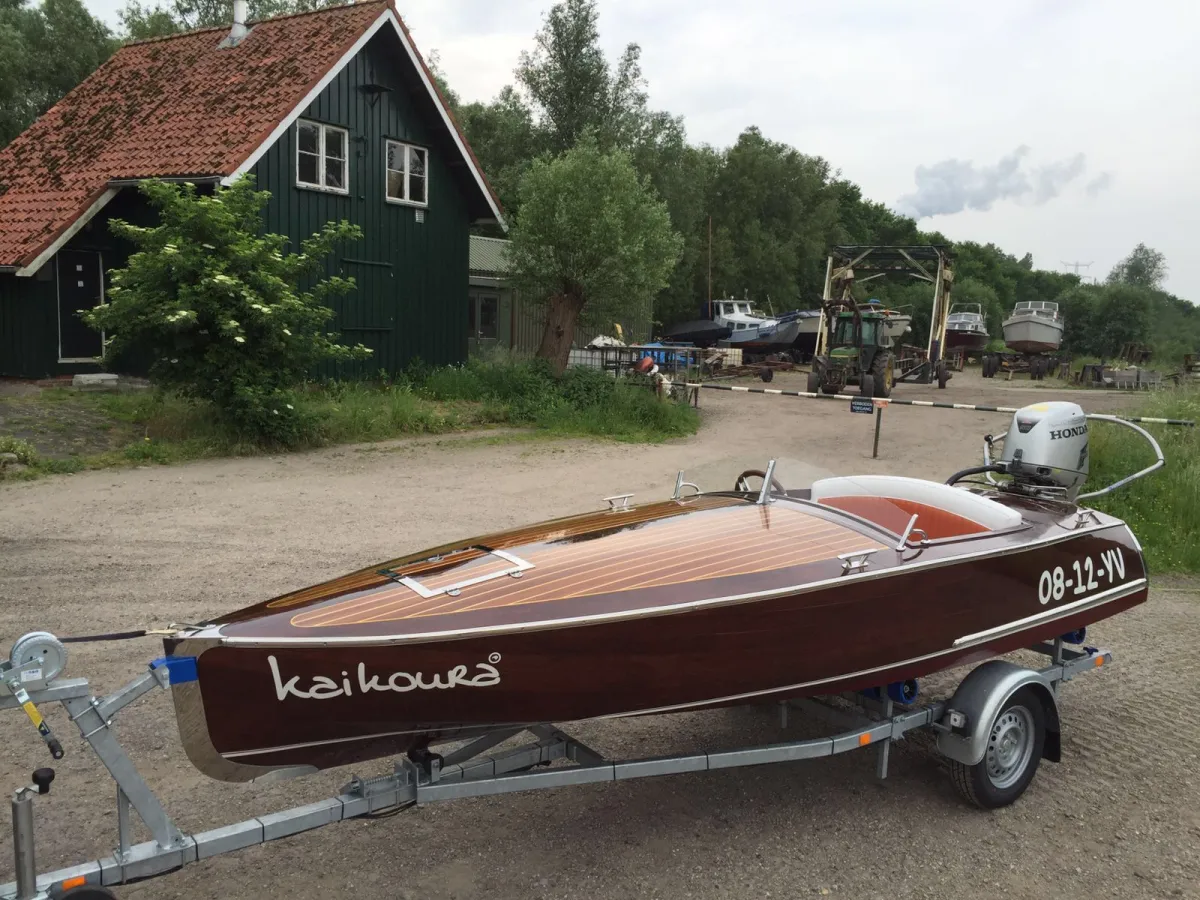Wood Speedboat Rascal Runabout
