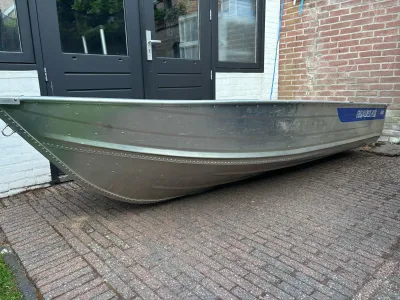 Marine M10