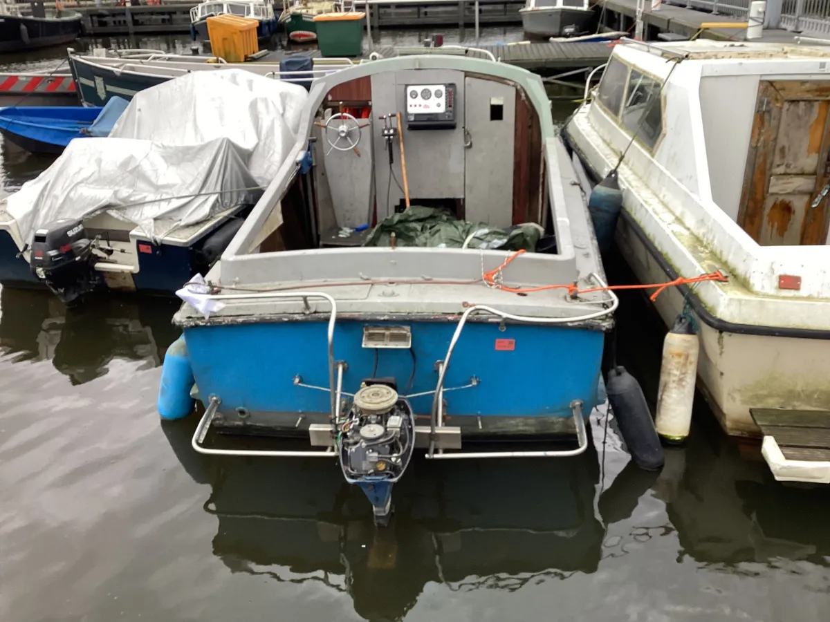 Polyester Budgetboot Kajuitzeilboot 700