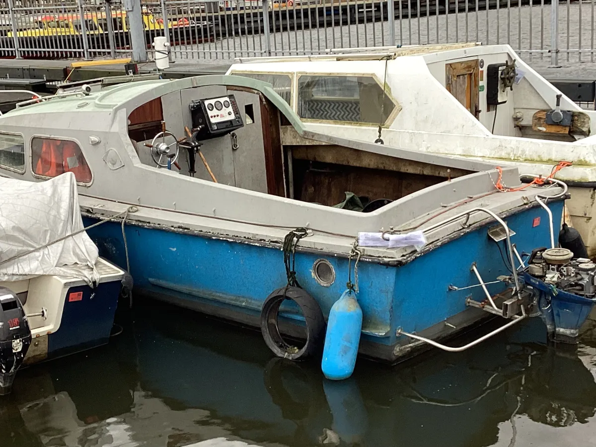 Polyester Budgetboot Kajuitzeilboot 700