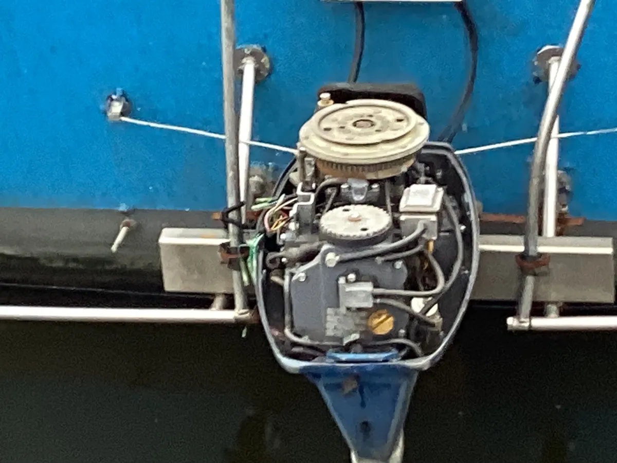 Polyester Budgetboot Kajuitzeilboot 700