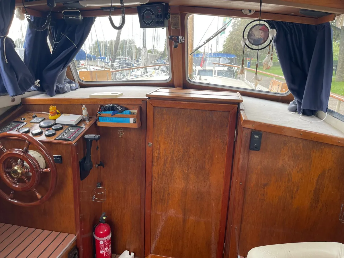 Steel Motorboat Tjeukemeer 900AK