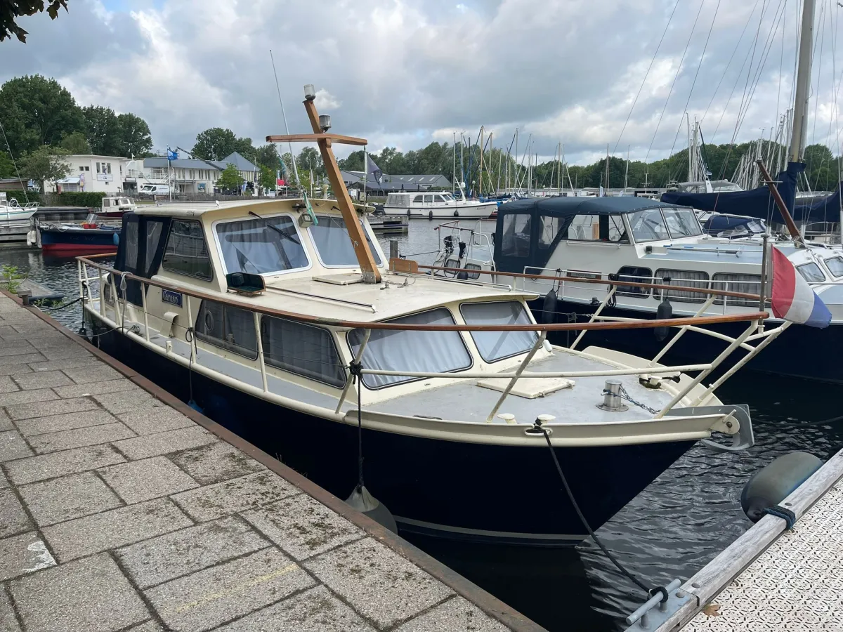 Steel Motorboat Tjeukemeer 900AK