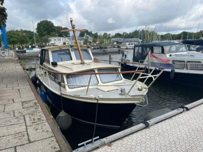 Steel Motorboat Tjeukemeer 900AK Photo 2