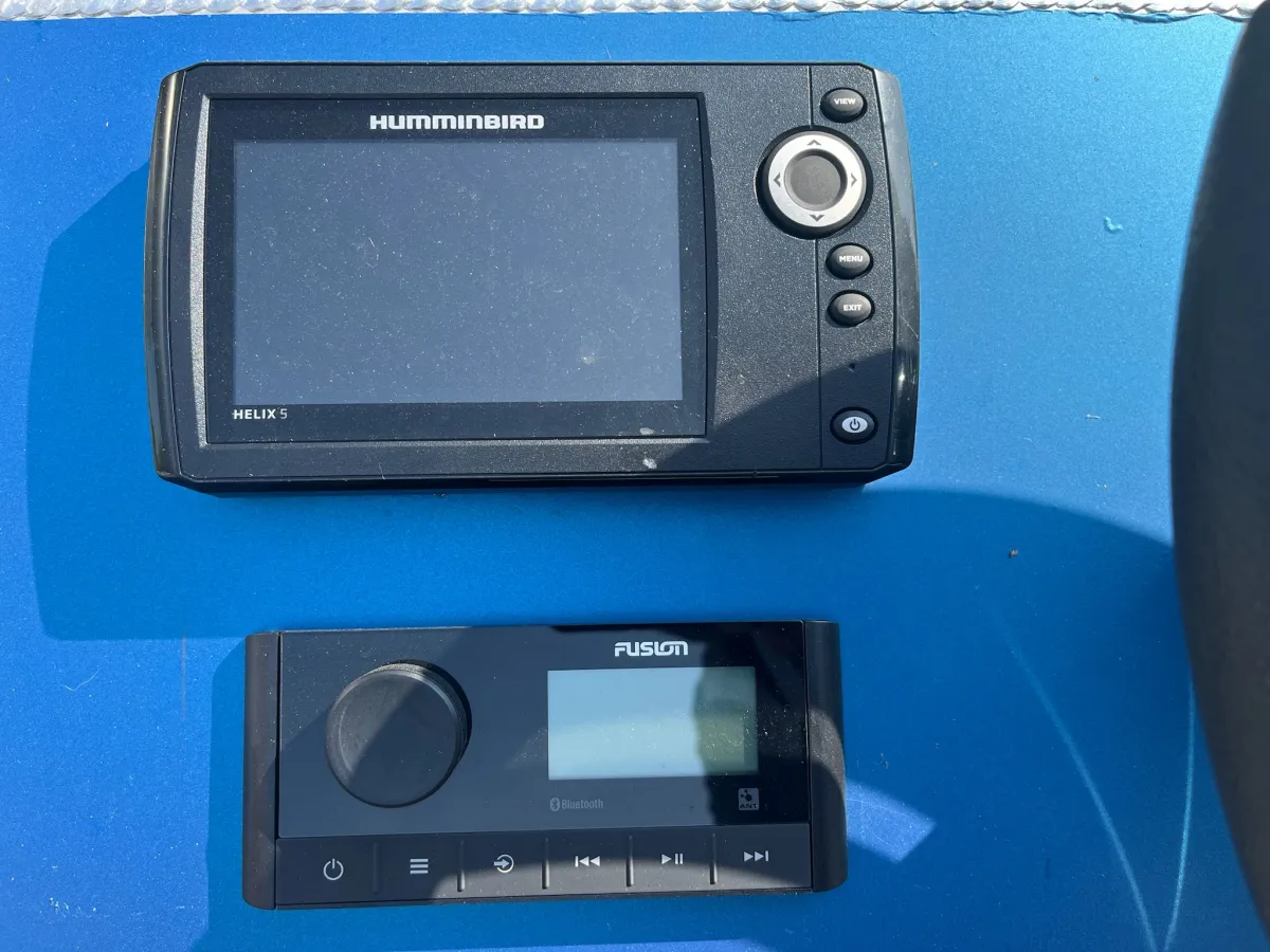 Aluminium Sloop Dock 560 steel