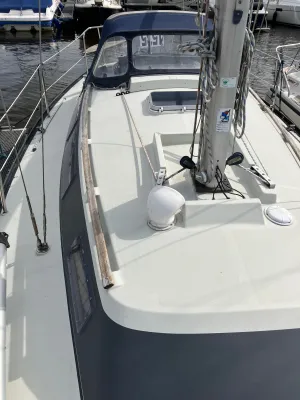 Polyester Sailboat Dufour 29 Photo 19
