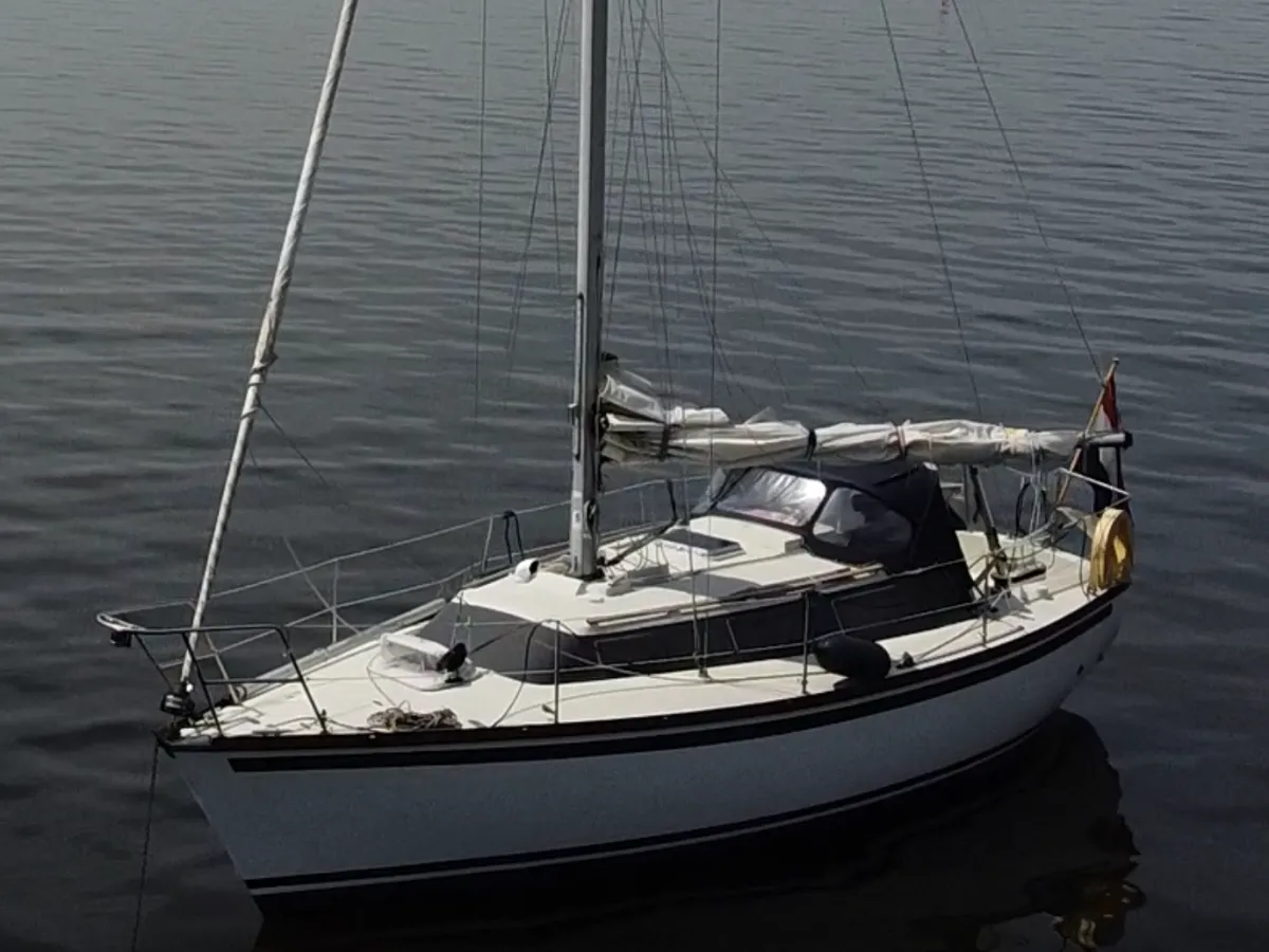 Polyester Sailboat Dufour 29