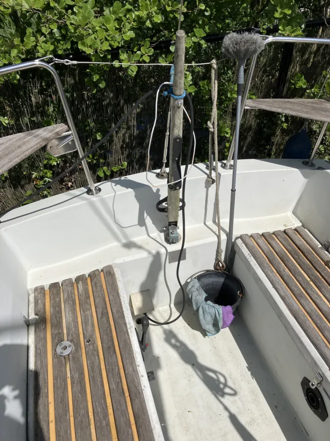 Polyester Sailboat Dufour 29