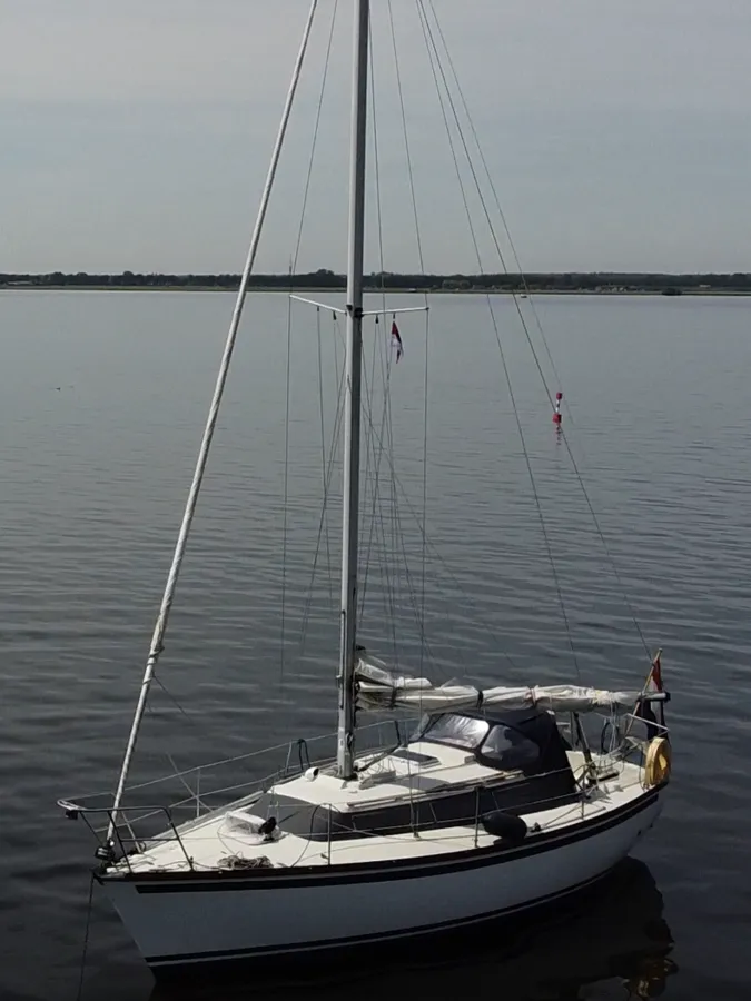 Polyester Sailboat Dufour 29