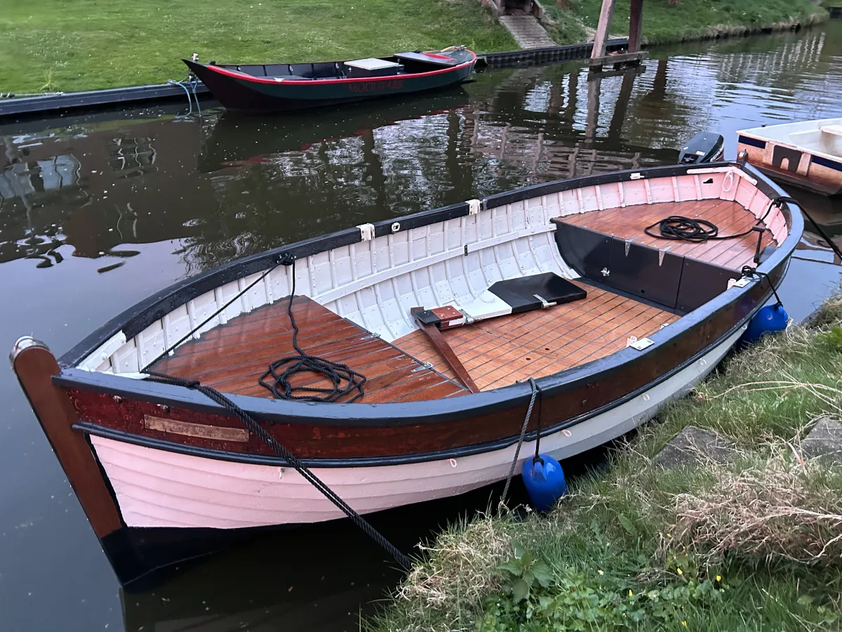 Wood Sloop Lifeboat 465