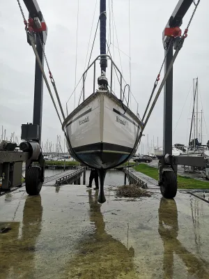 Polyester Sailboat Dufour 1800 Photo 4