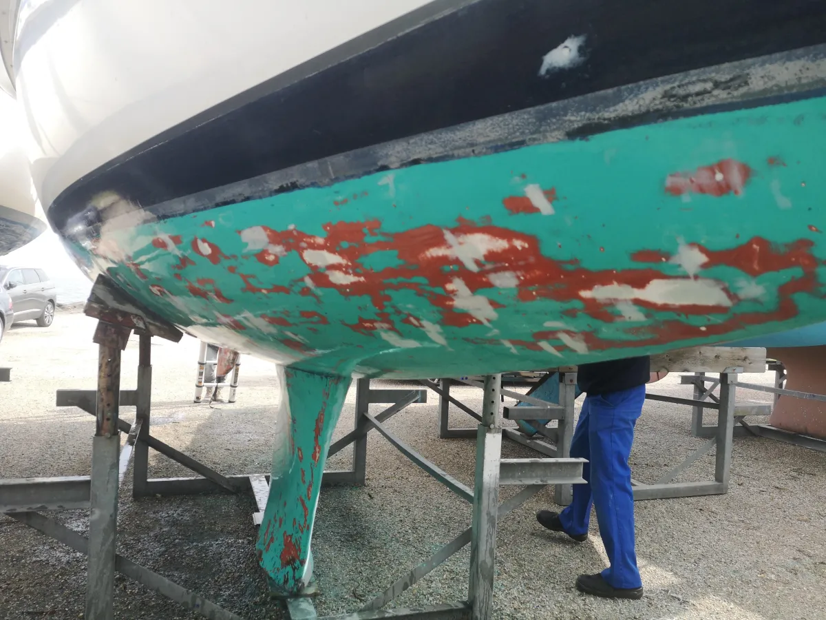 Polyester Sailboat Dufour 1800