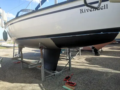 Polyester Sailboat Dufour 1800 Photo 17