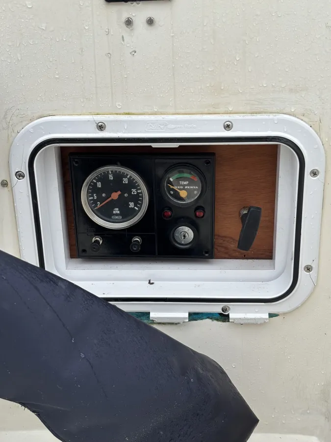 Polyester Sailboat Verl 900