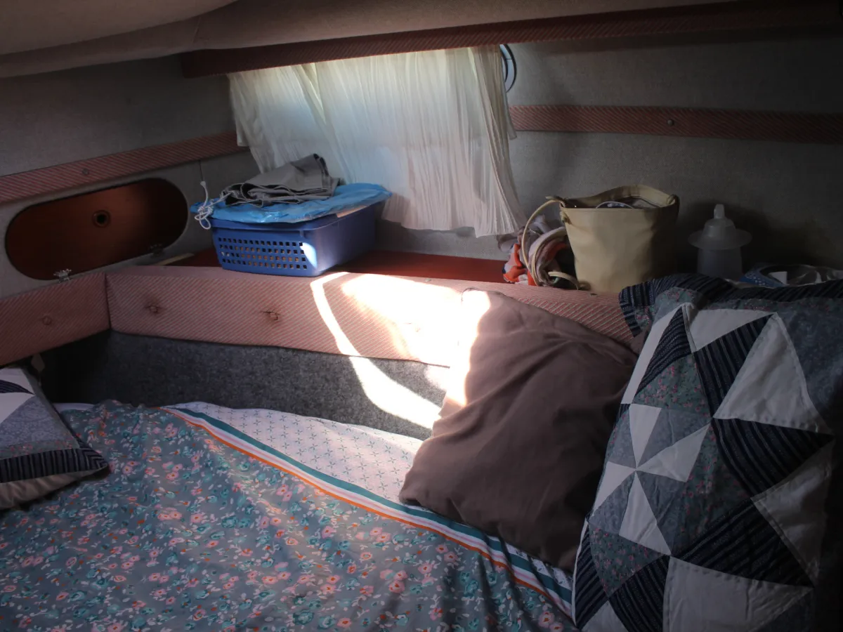 Polyester Motorboat Sealine 305 Statesman