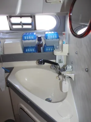 Polyester Motorboat Sealine 305 Statesman Photo 33