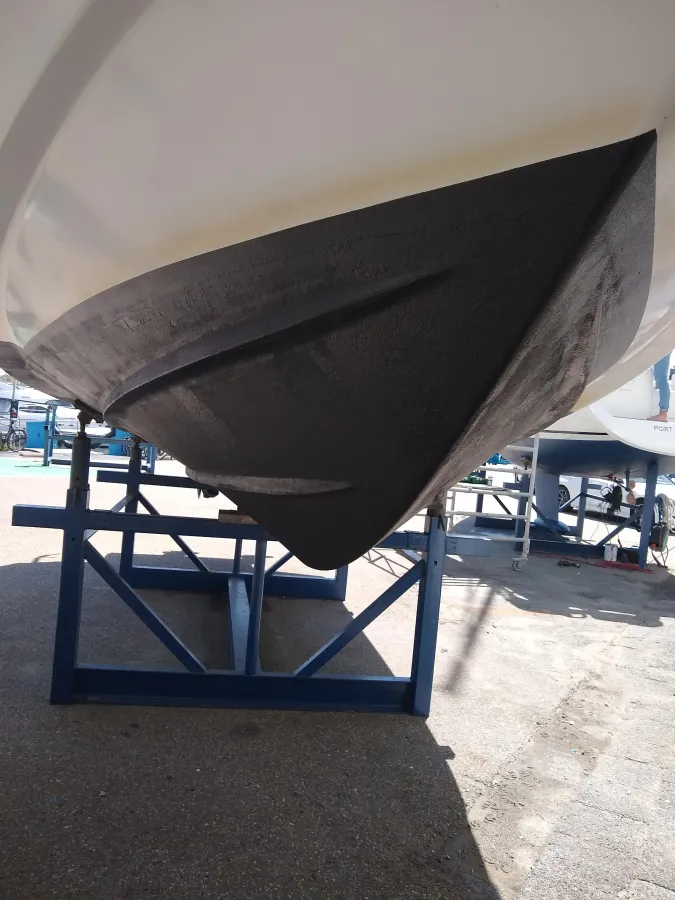 Polyester Motorboat Sealine 305 Statesman
