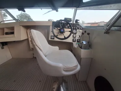 Polyester Speedboat Fjord 24 daycruiser Photo 9