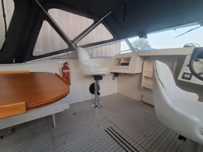 Polyester Speedboat Fjord 24 daycruiser Photo 13