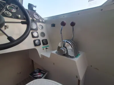 Polyester Speedboat Fjord 24 daycruiser Photo 12